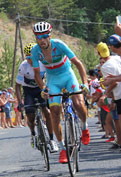 Vincenzo Nibali al Tour de France 2015 rappresenta il peso forma illustrato dal Dott. Diego Arcelli Nutrizionista a Roma
